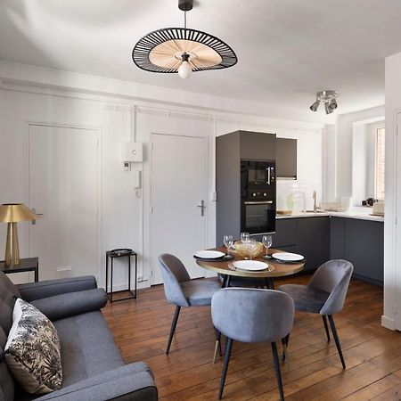 Le Carre Sainte-Anne - Appt En Plein Centre Historique Apartment Рен Екстериор снимка