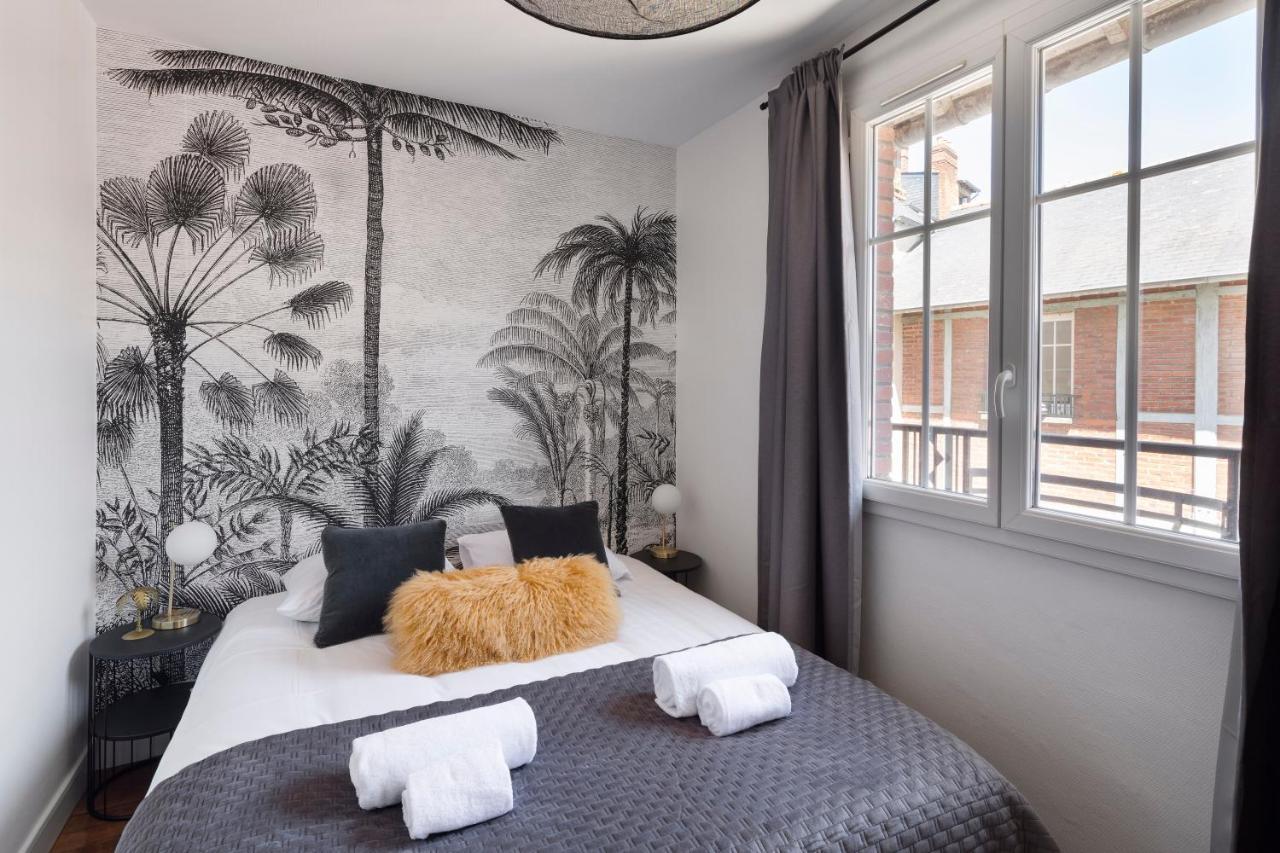 Le Carre Sainte-Anne - Appt En Plein Centre Historique Apartment Рен Екстериор снимка